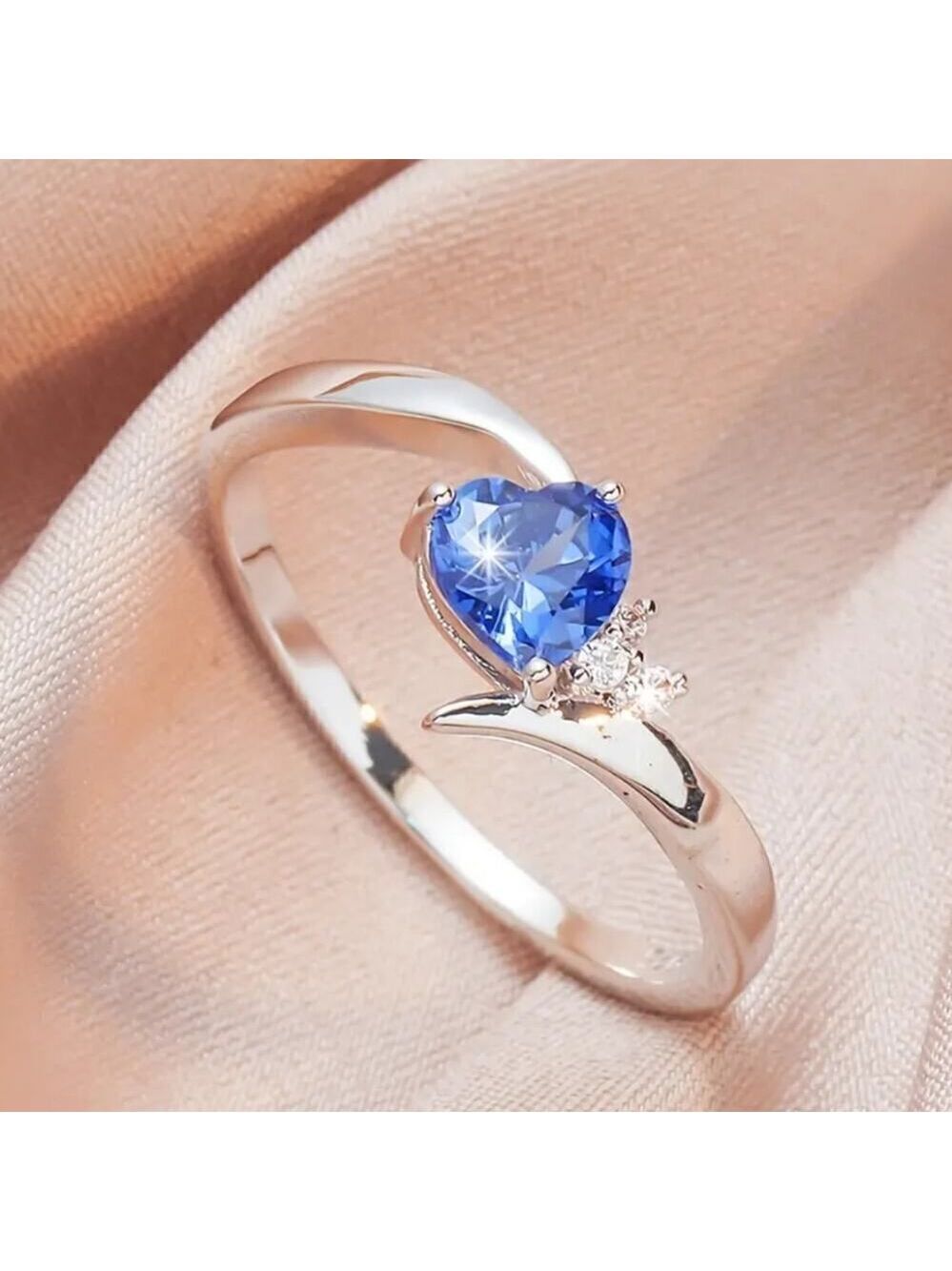 LOVE Heart Shaped Loving Bridesmaid Tanzanian Flame Size 6.5